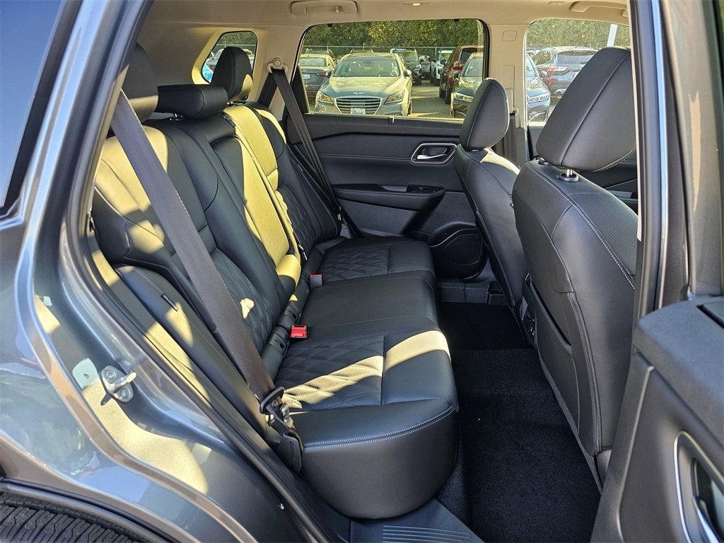 New 2026 Nissan Rogue Platinum w/ Platinum Premium Package image 26