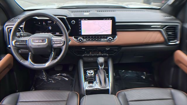 Used 2023 GMC Canyon AT4 w/ AT4 Premium Package image 22