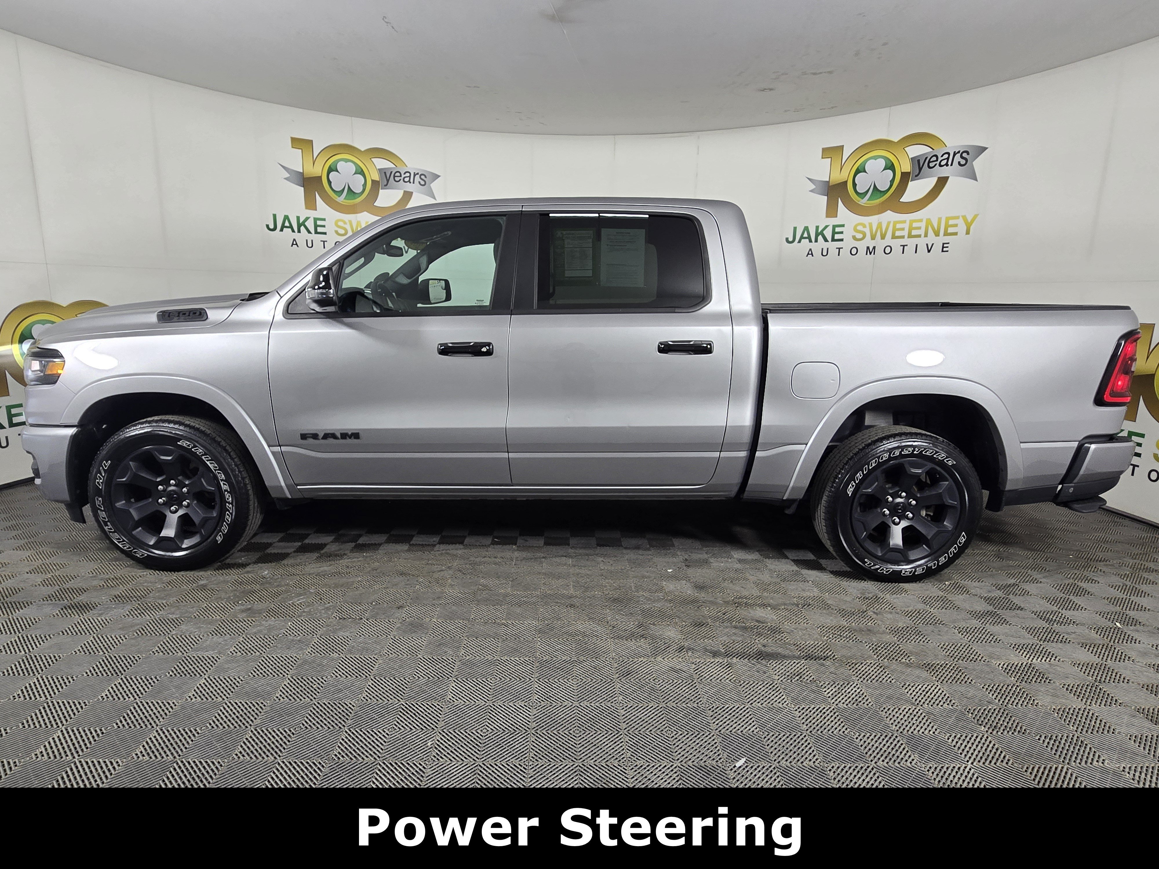 Certified 2025 RAM 1500 Big Horn AWD/4WD image 6