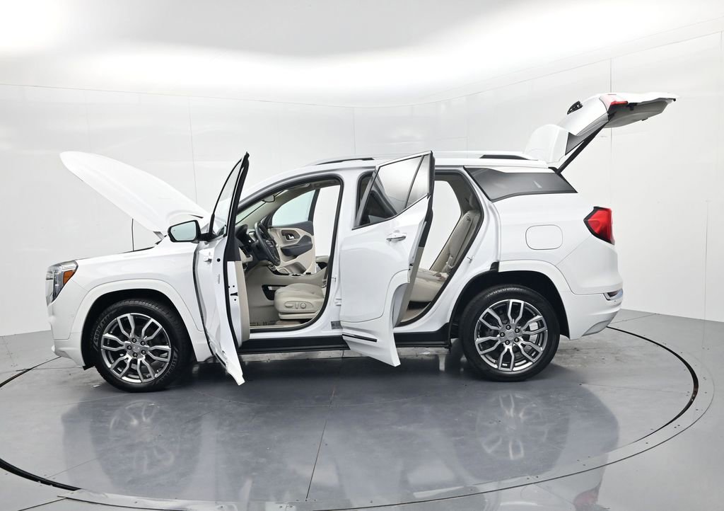 Used 2023 GMC Terrain Denali w/ Denali Premium Package AWD/4WD image 61