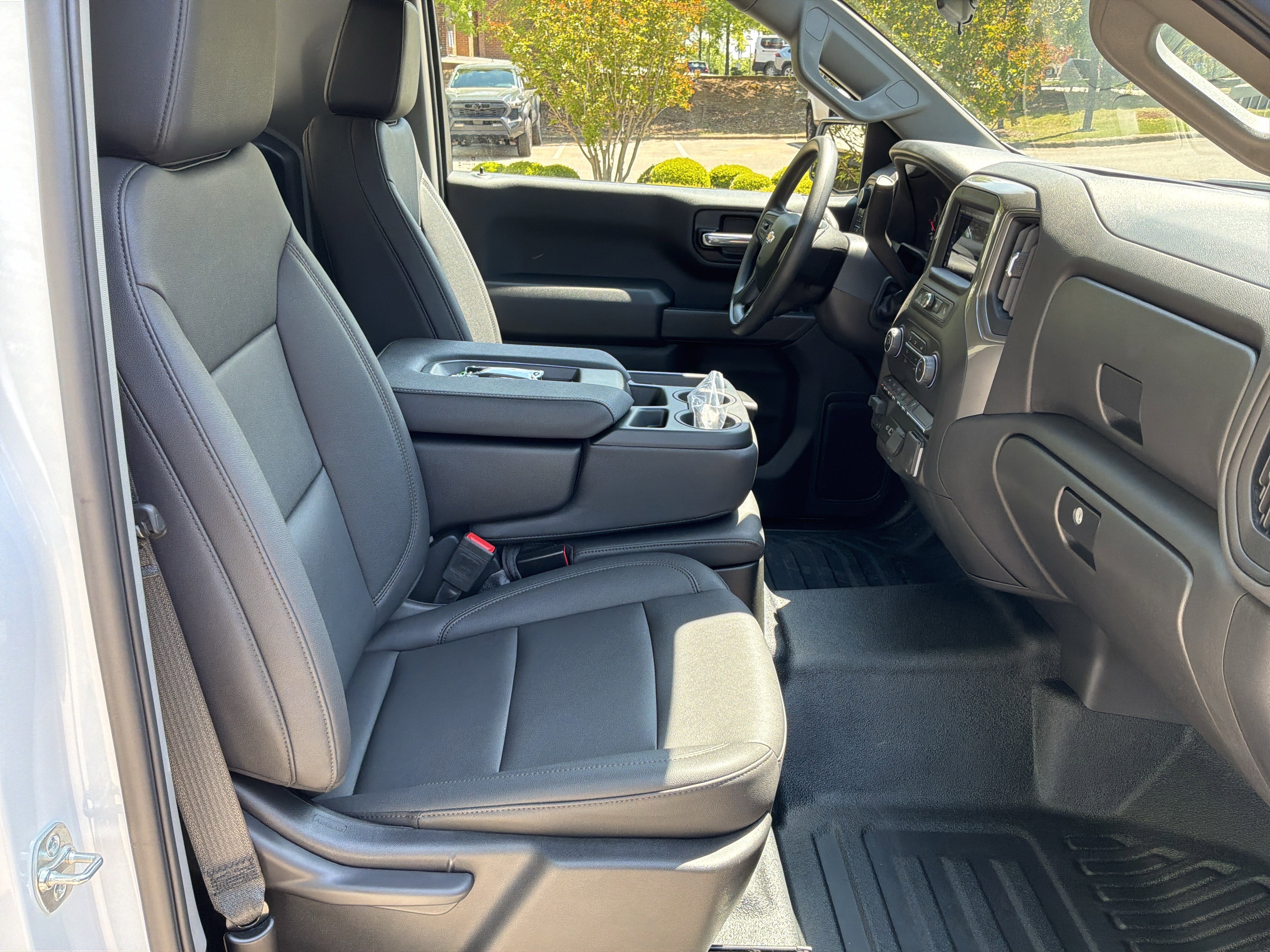 Used 2025 Chevrolet Silverado 1500 W/T w/ WT Safety Package image 31