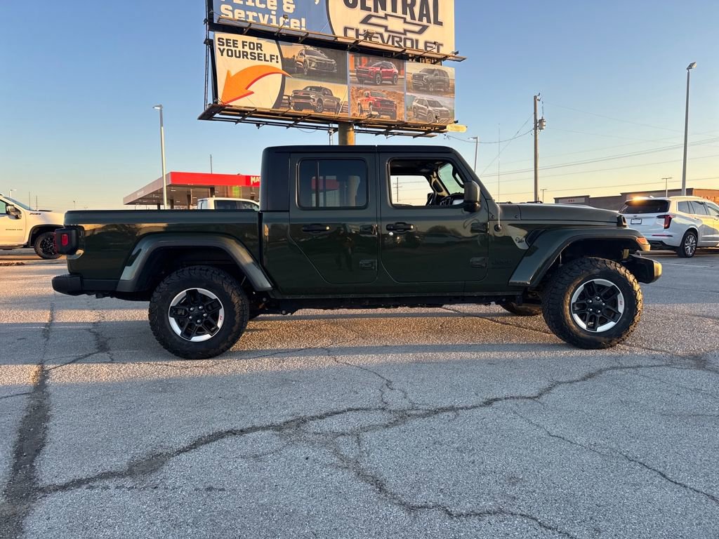Used 2023 Jeep Gladiator Sport image 7