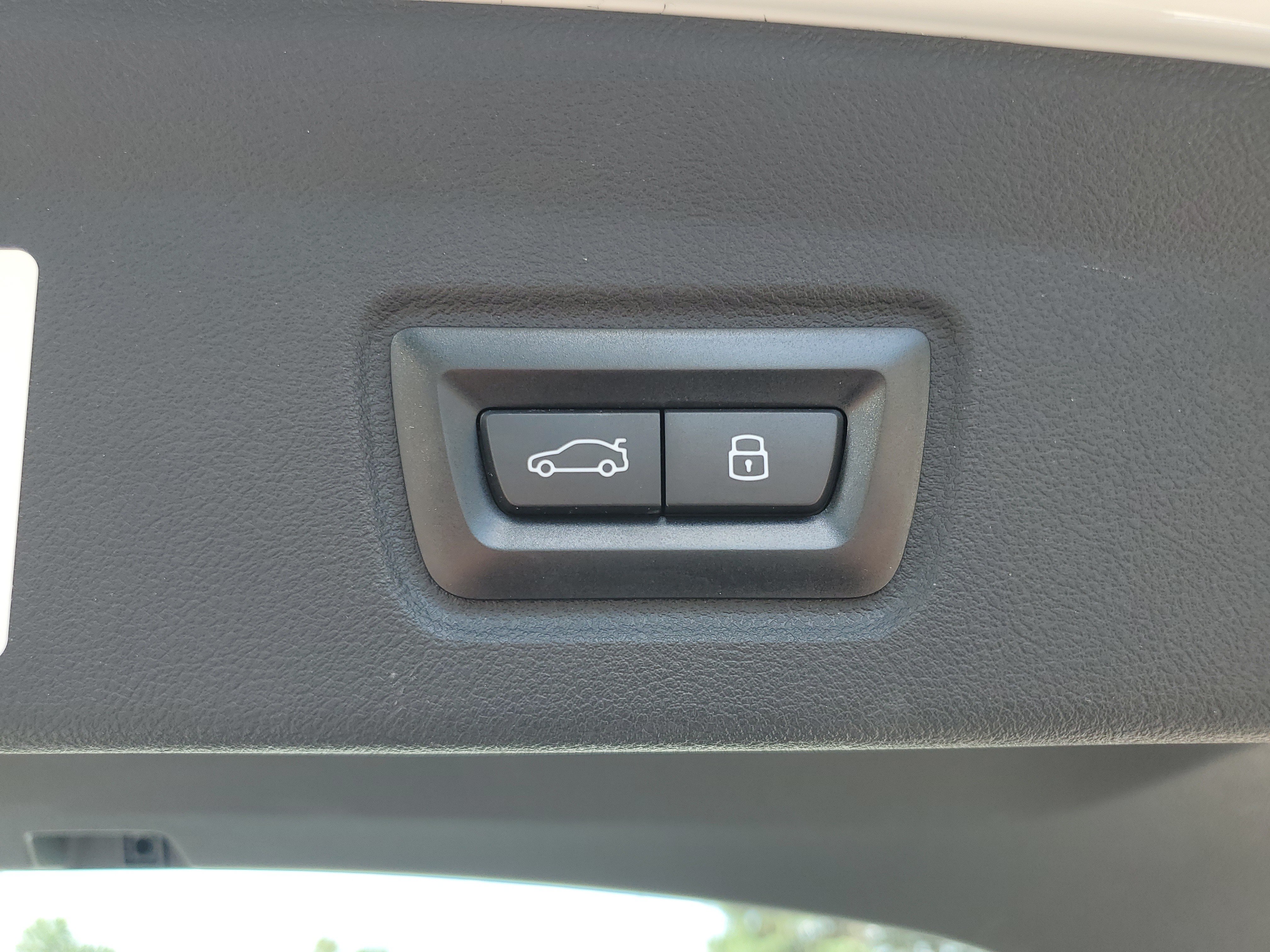 Certified 2023 BMW i4 eDrive35 w/ Premium Package RWD image 29