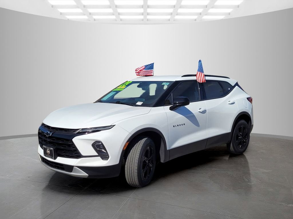 Used 2023 Chevrolet Blazer LT w/ Midnight/Sport Edition image 8