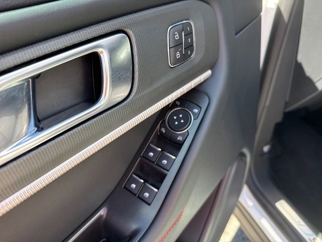 Used 2025 Ford Explorer ST-Line w/ Premium Package AWD/4WD image 26