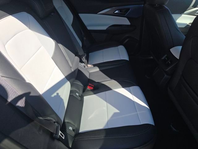 New 2026 Chevrolet Equinox EV LT image 23