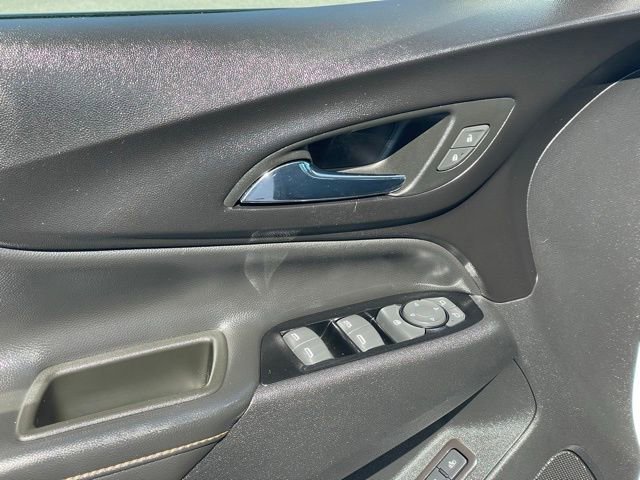 Used 2023 Chevrolet Equinox Premier AWD/4WD image 15