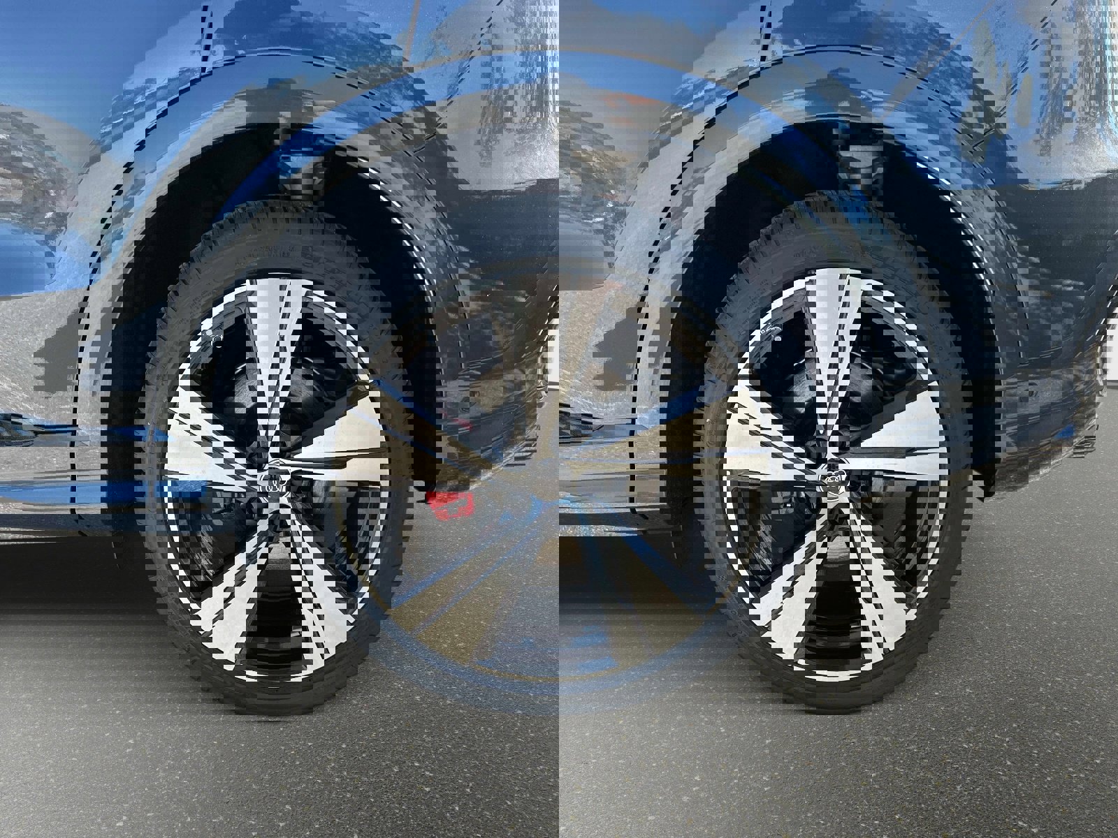 New 2025 Audi SQ5 Premium Plus image 11