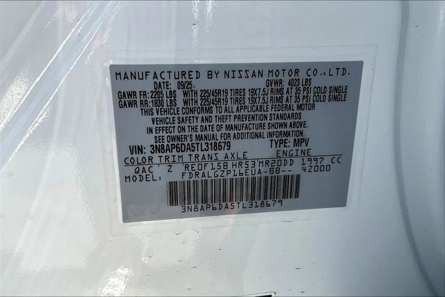 New 2026 Nissan Kicks SR w/ Cold Weather Package FWD image 16