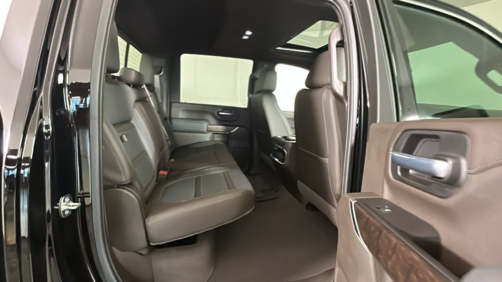 Used 2020 GMC Sierra 3500 Denali w/ Denali Ultimate Package AWD/4WD image 34