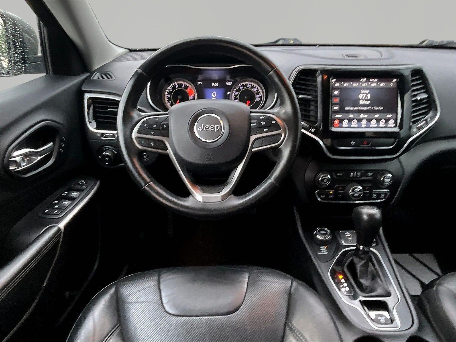 Used 2019 Jeep Cherokee Limited AWD/4WD image 8