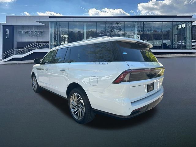 New 2026 Lincoln Navigator L Reserve AWD/4WD image 5