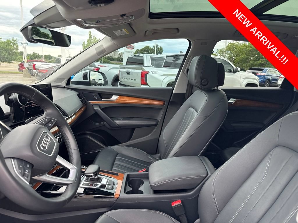 Used 2023 Audi Q5 2.0T Premium Plus w/ Premium Plus Package AWD/4WD image 7