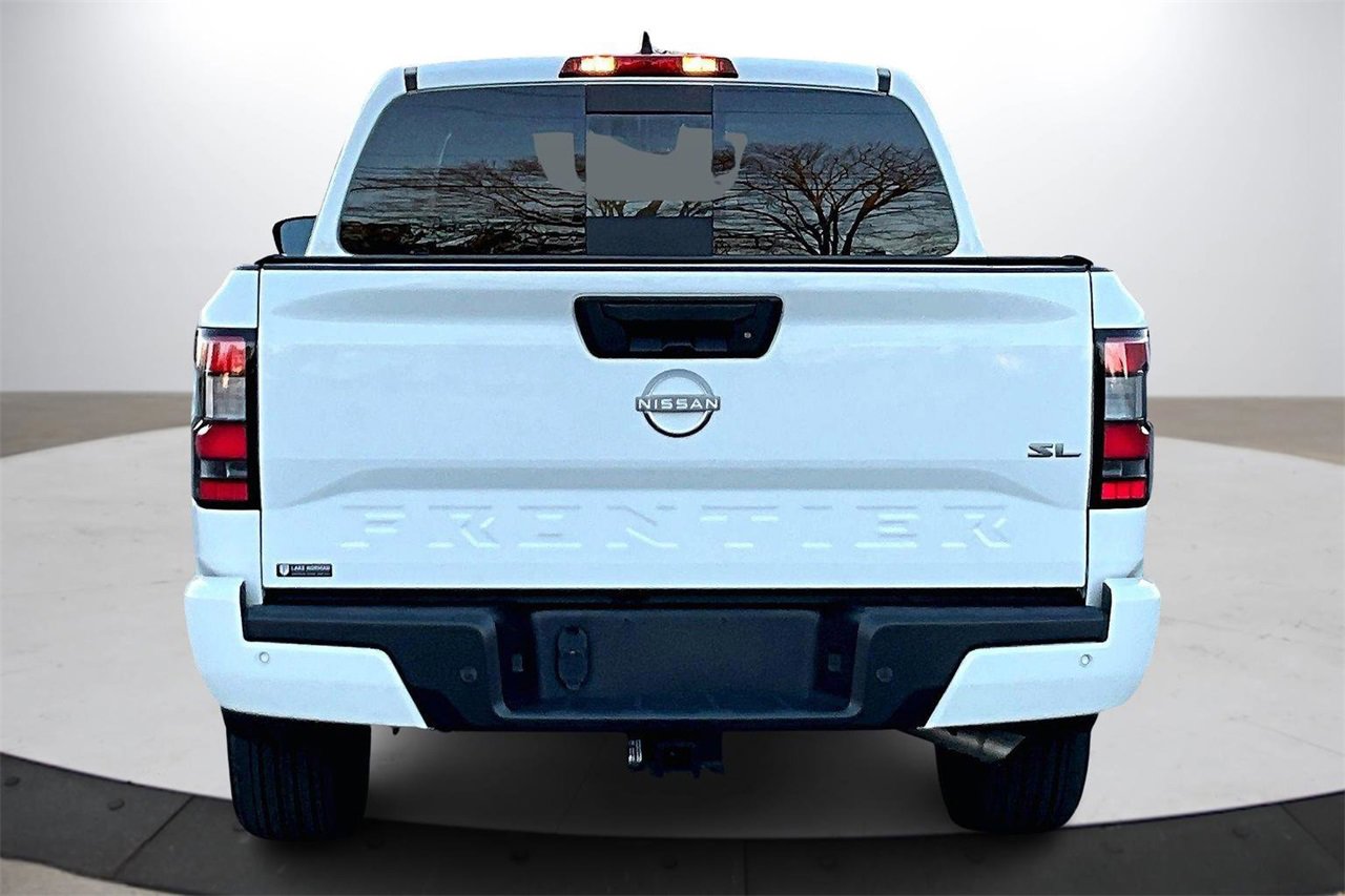 Used 2024 Nissan Frontier SL w/ Technology Package image 8