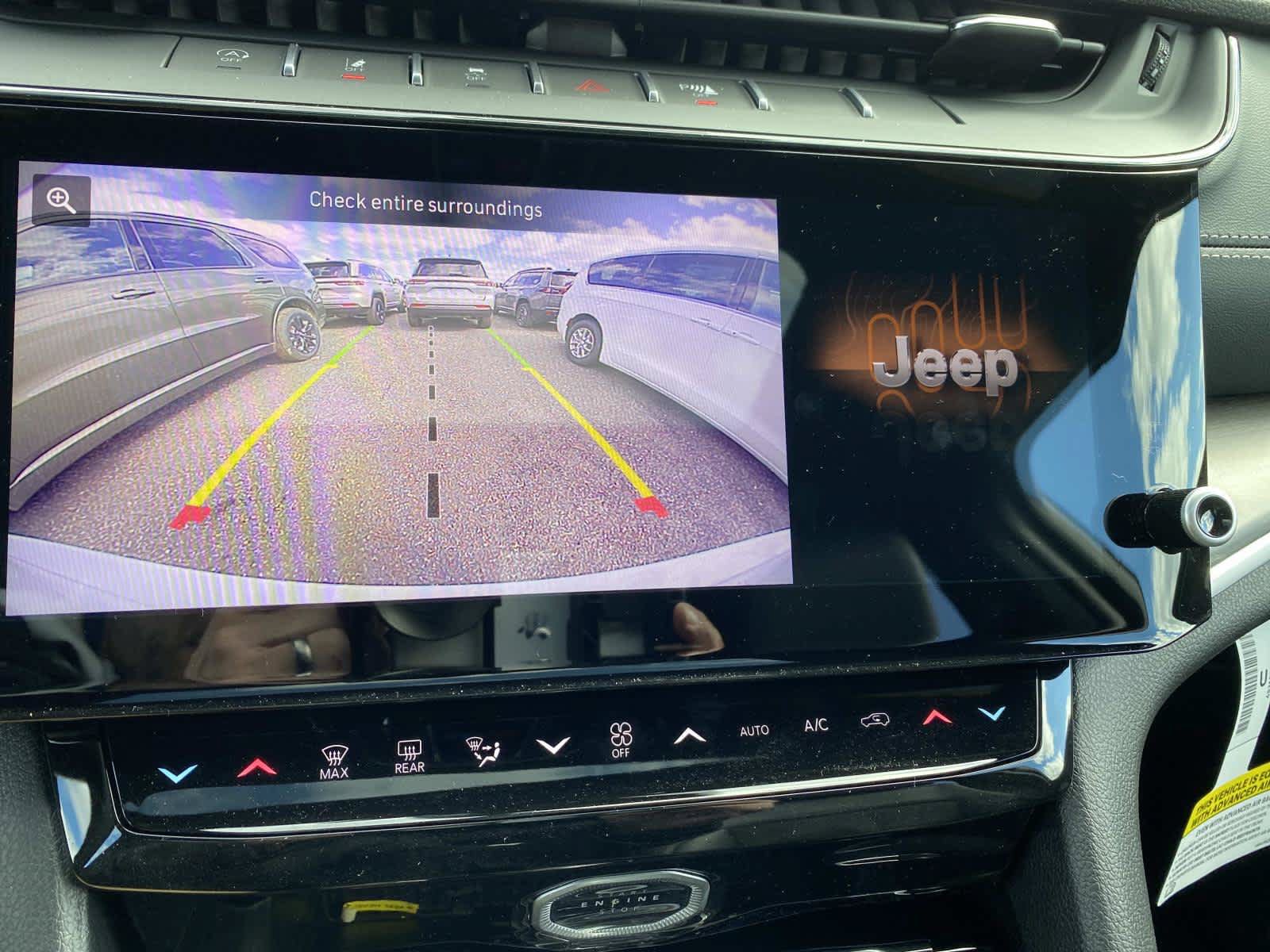 New 2026 Jeep Grand Cherokee Altitude AWD/4WD image 11