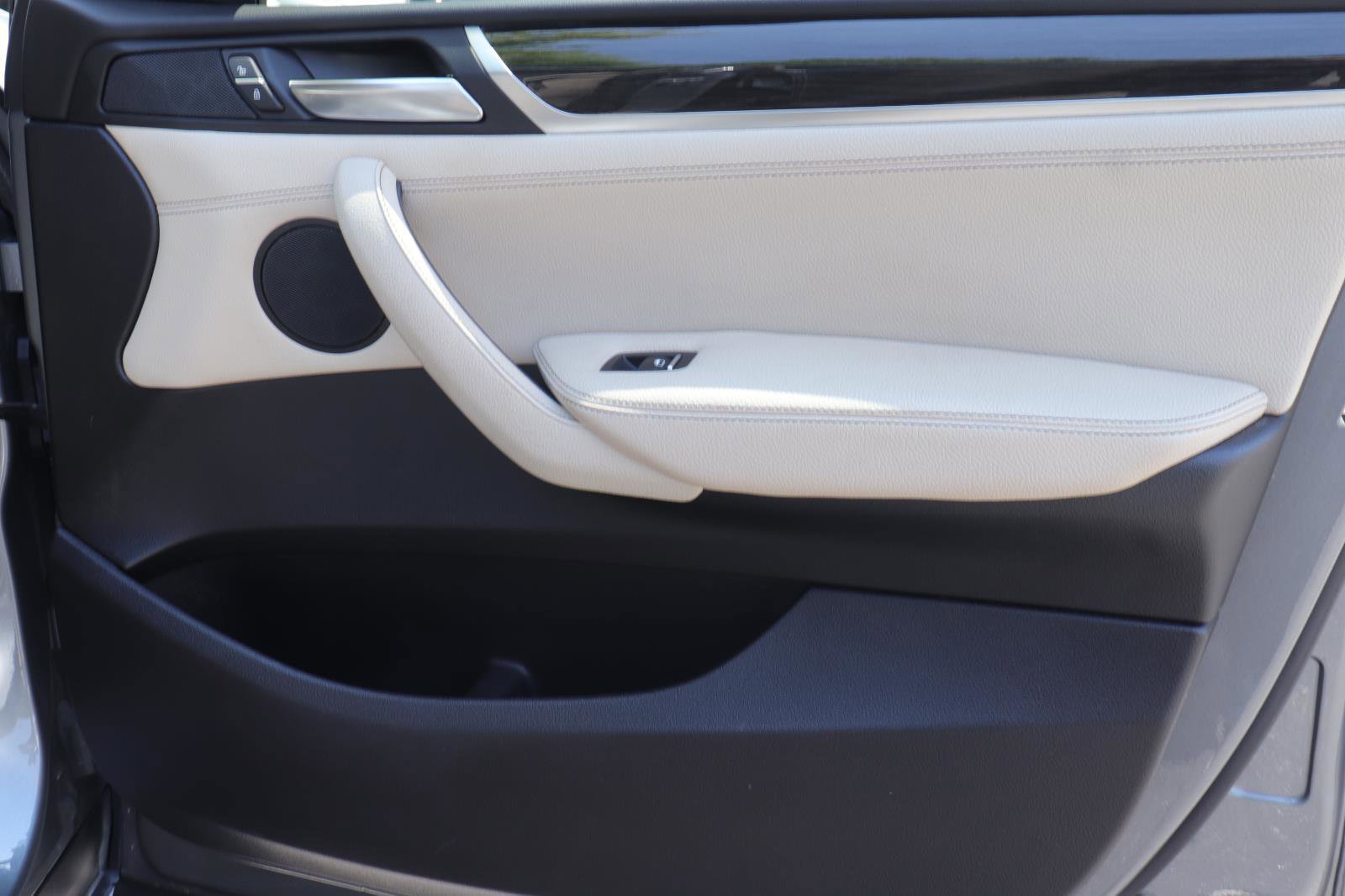 Used 2017 BMW X3 sDrive28i image 19