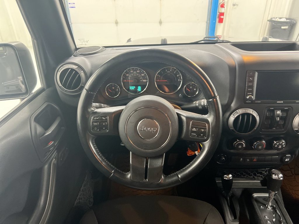 Used 2017 Jeep Wrangler Unlimited Sport w/ Quick Order Package 24S AWD/4WD image 11