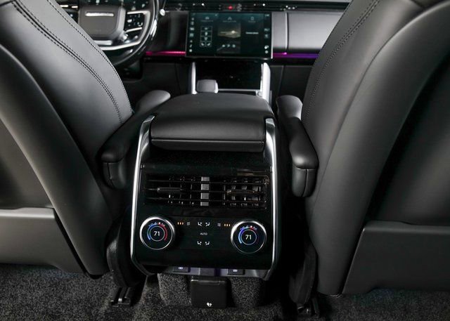 New 2026 Land Rover Range Rover SE image 20