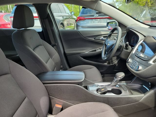 Used 2024 Chevrolet Malibu LT FWD image 34