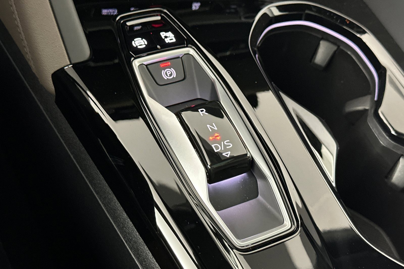 New 2025 Audi Q5 Premium Plus image 21