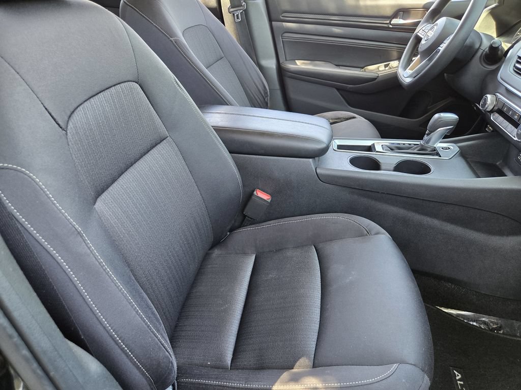 Used 2019 Nissan Altima 2.5 S FWD image 9