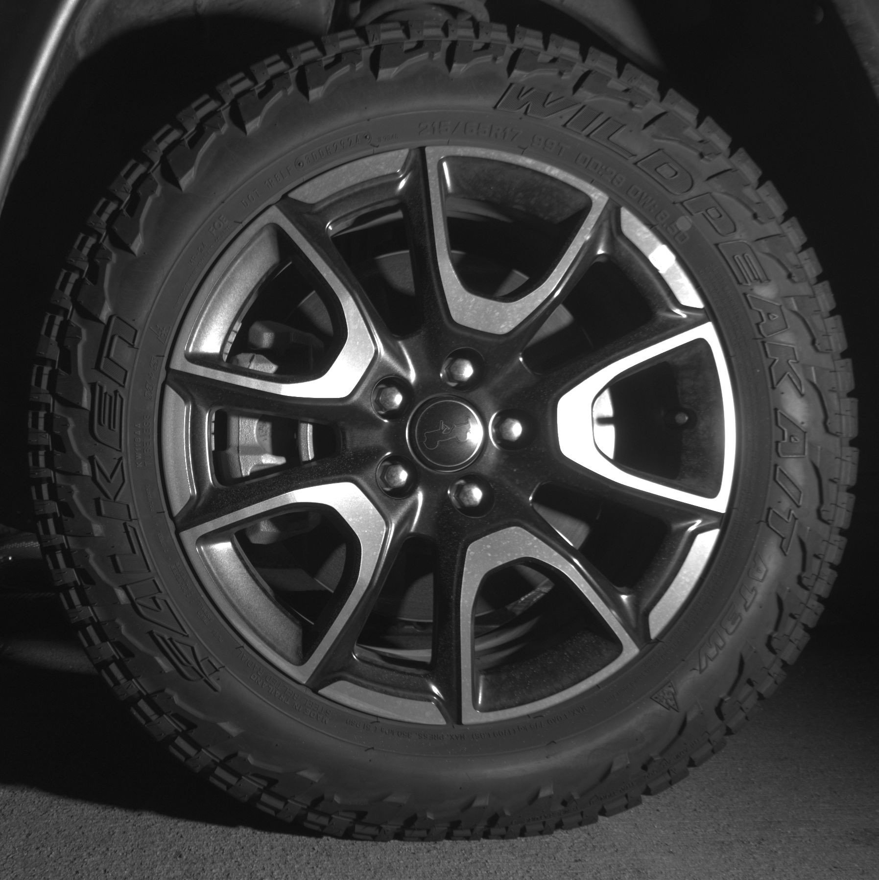 Used 2025 Jeep Compass Trailhawk image 12