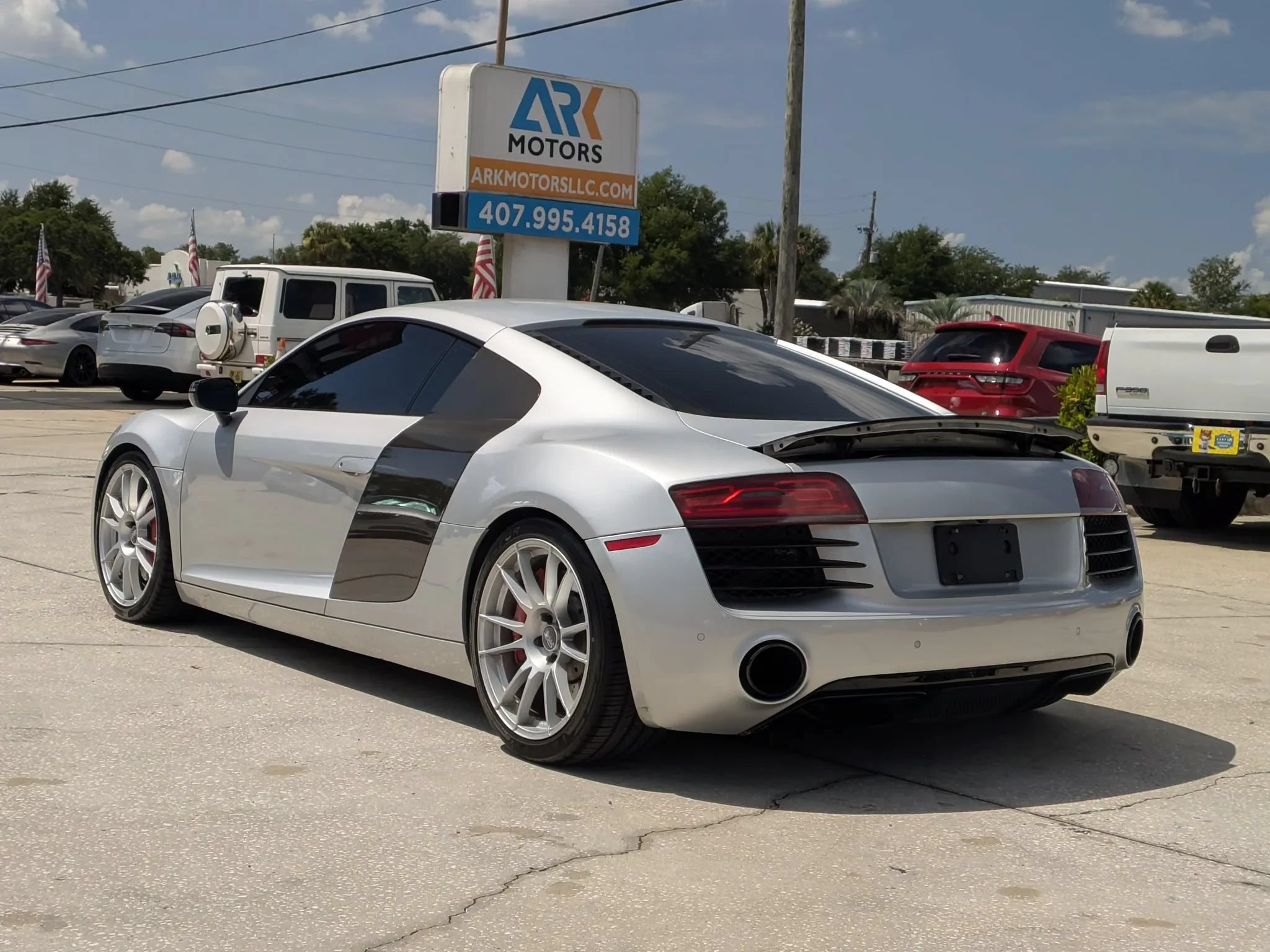 Used 2015 Audi R8 V8 AWD/4WD image 2