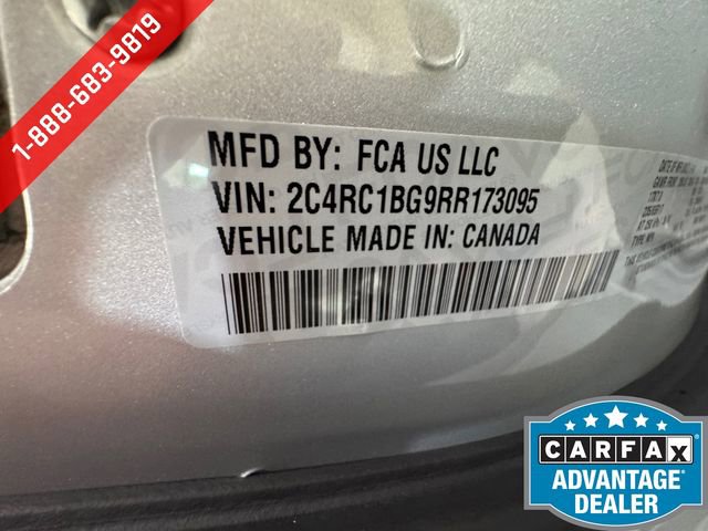 Used 2024 Chrysler Pacifica Touring-L FWD image 28
