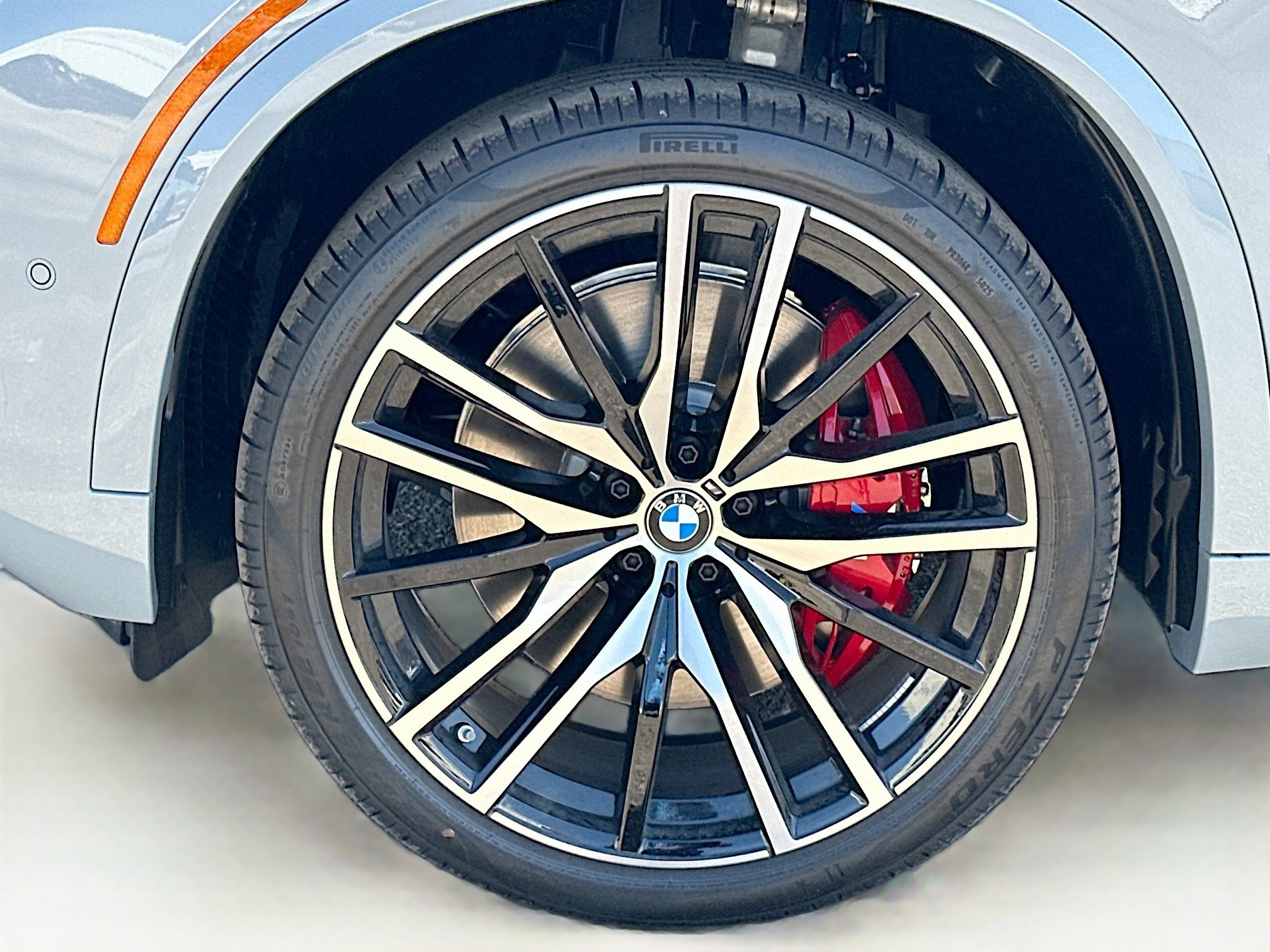 New 2026 BMW X5 M60i w/ Executive Package AWD/4WD image 26