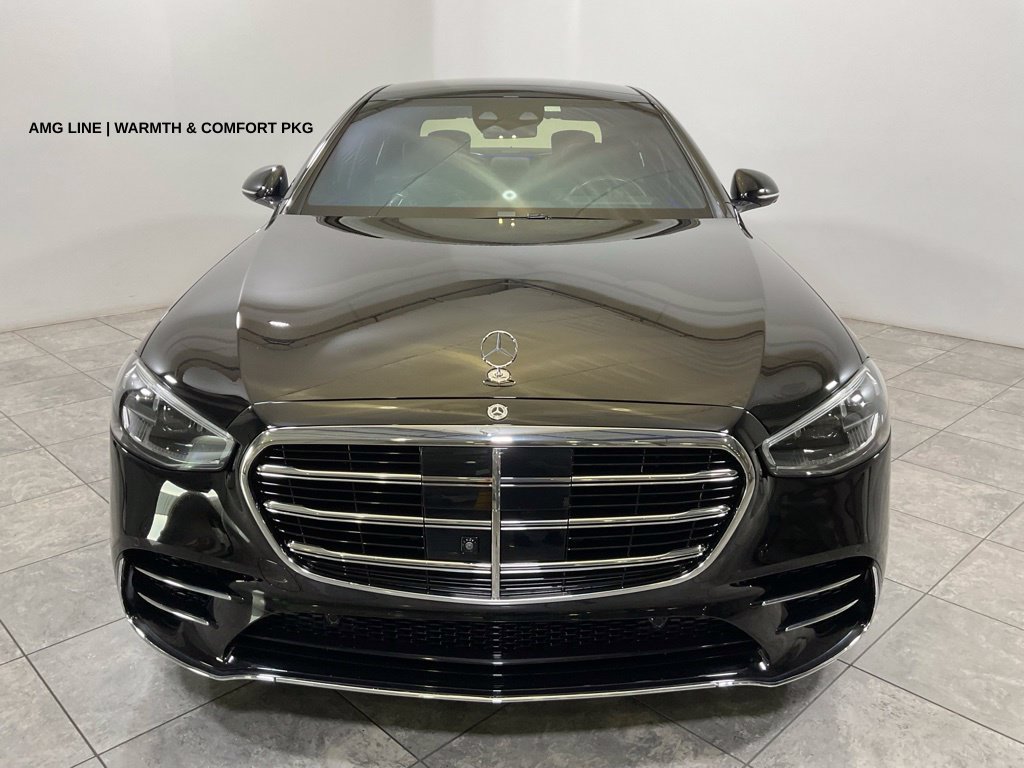 Used 2022 Mercedes-Benz S 580 4MATIC Sedan w/ AMG Line Package image 4