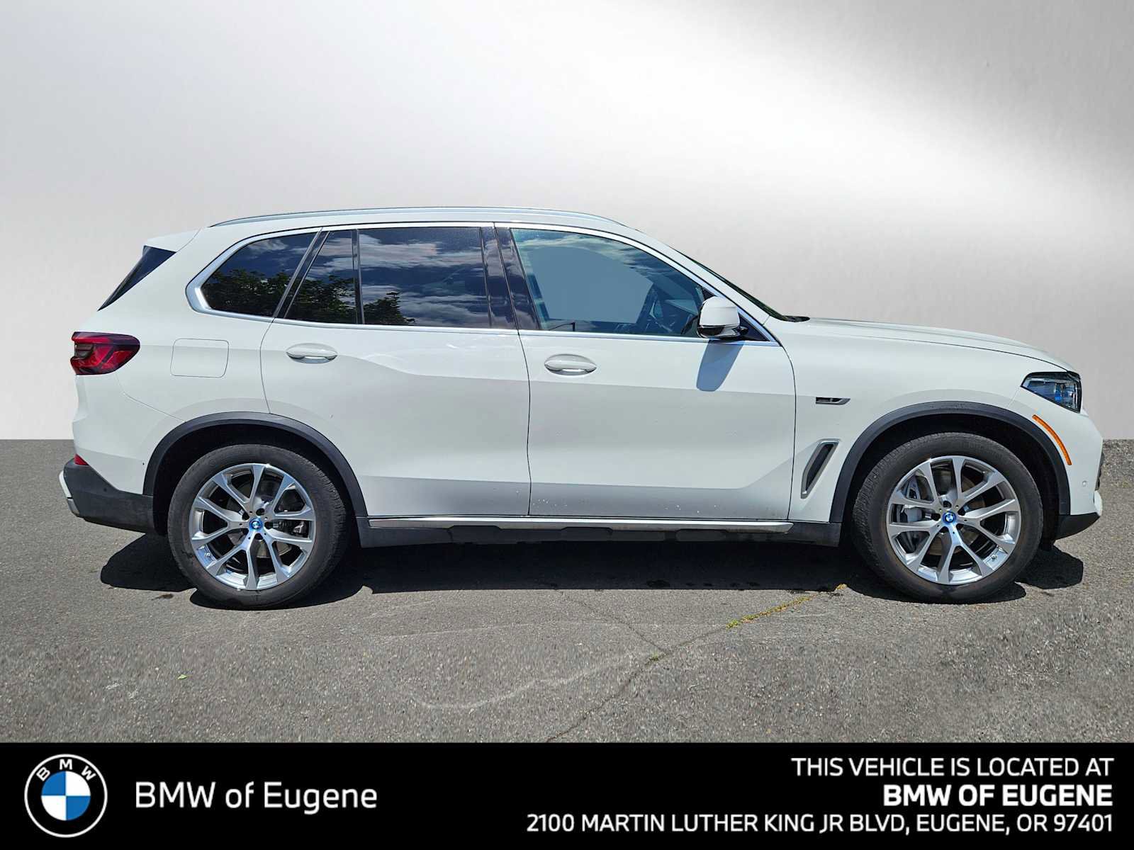 Used 2023 BMW X5 xDrive45e w/ Executive Package AWD/4WD video 2