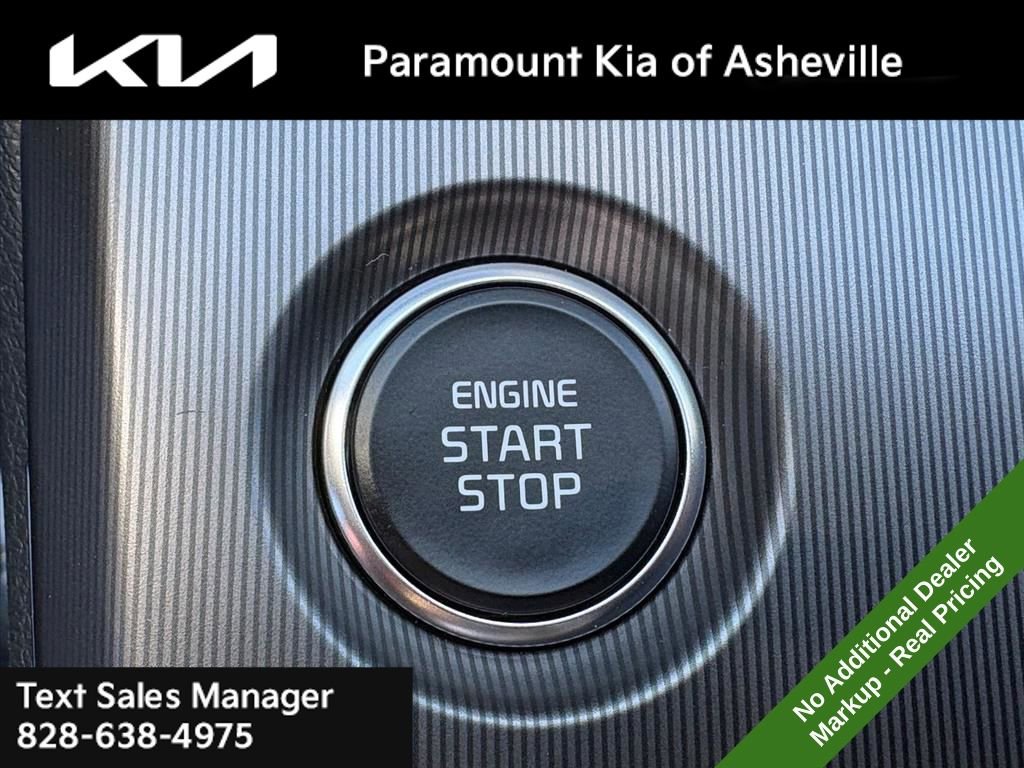 New 2026 Kia Sportage EX image 14