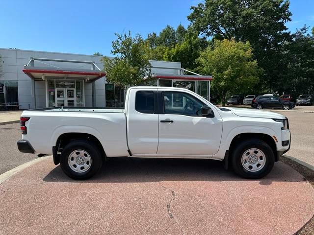 Used 2025 Nissan Frontier S image 7