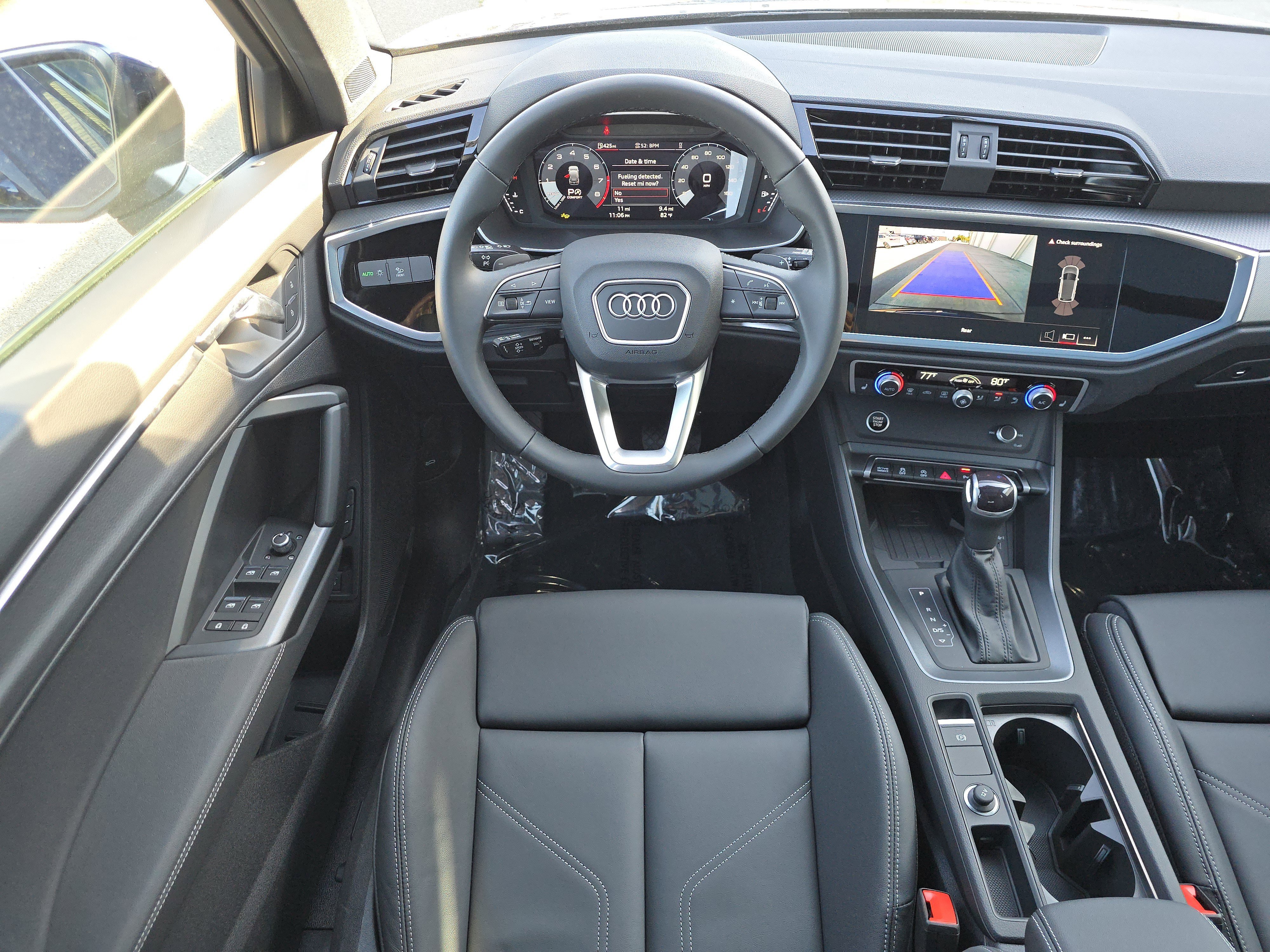 New 2025 Audi Q3 2.0T Premium image 19