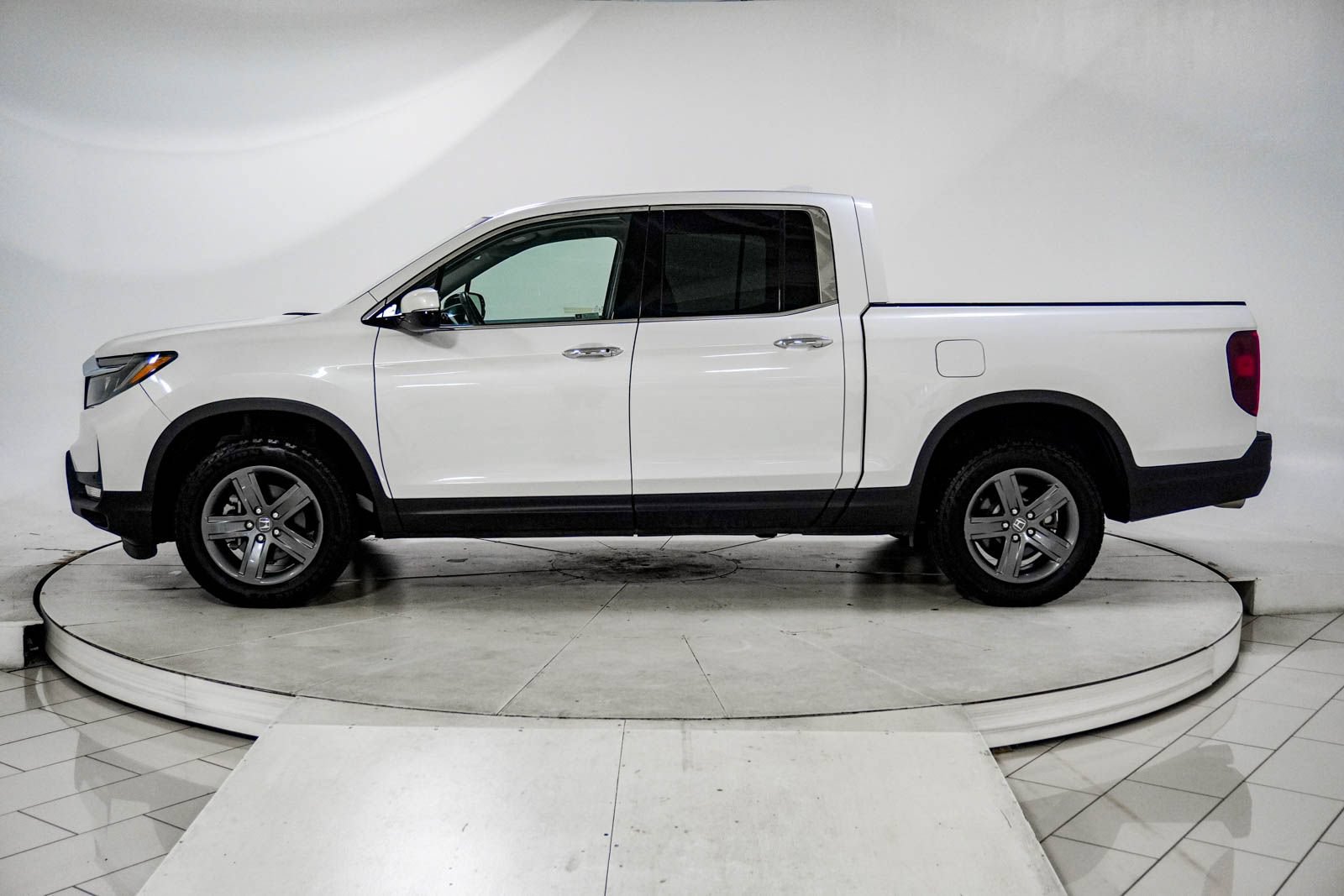 Used 2023 Honda Ridgeline RTL-E image 5