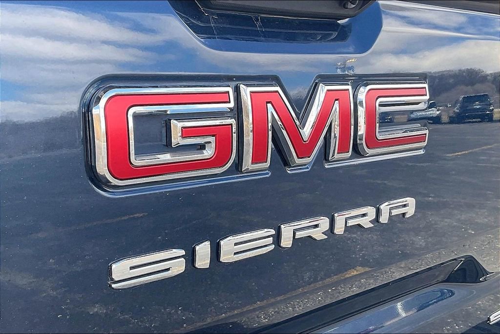 Used 2023 GMC Sierra 1500 SLT image 26