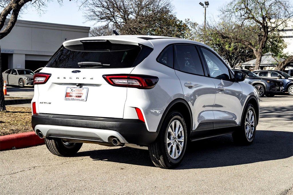 Used 2025 Ford Escape Active image 5