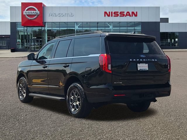 Used 2025 Ford Expedition Active AWD/4WD image 5