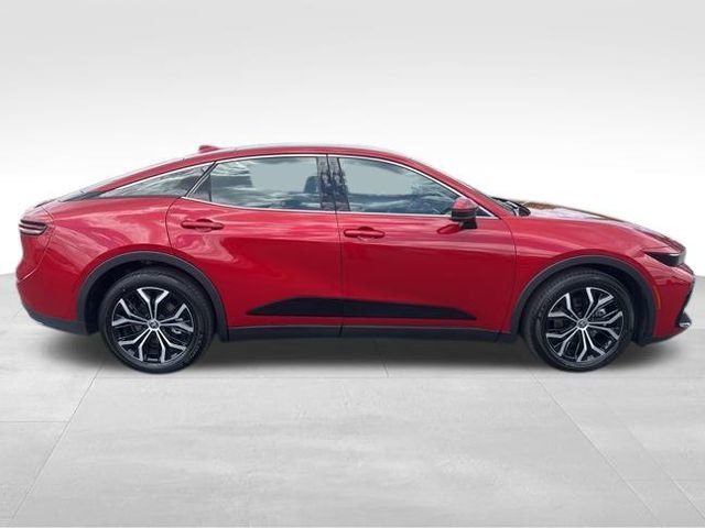 Used 2023 Toyota Crown Limited image 6