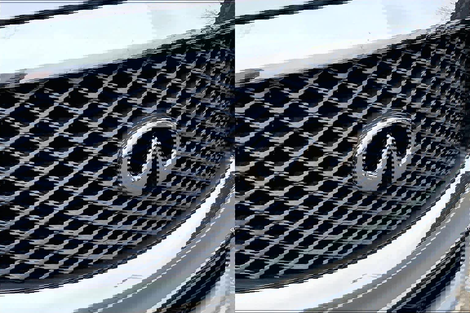 Used 2021 INFINITI QX80 Sensory w/ All-Season Package image 28