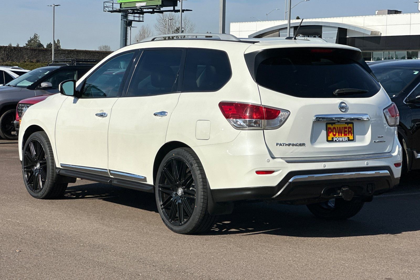 Used 2015 Nissan Pathfinder Platinum w/ Cargo Package AWD/4WD image 6