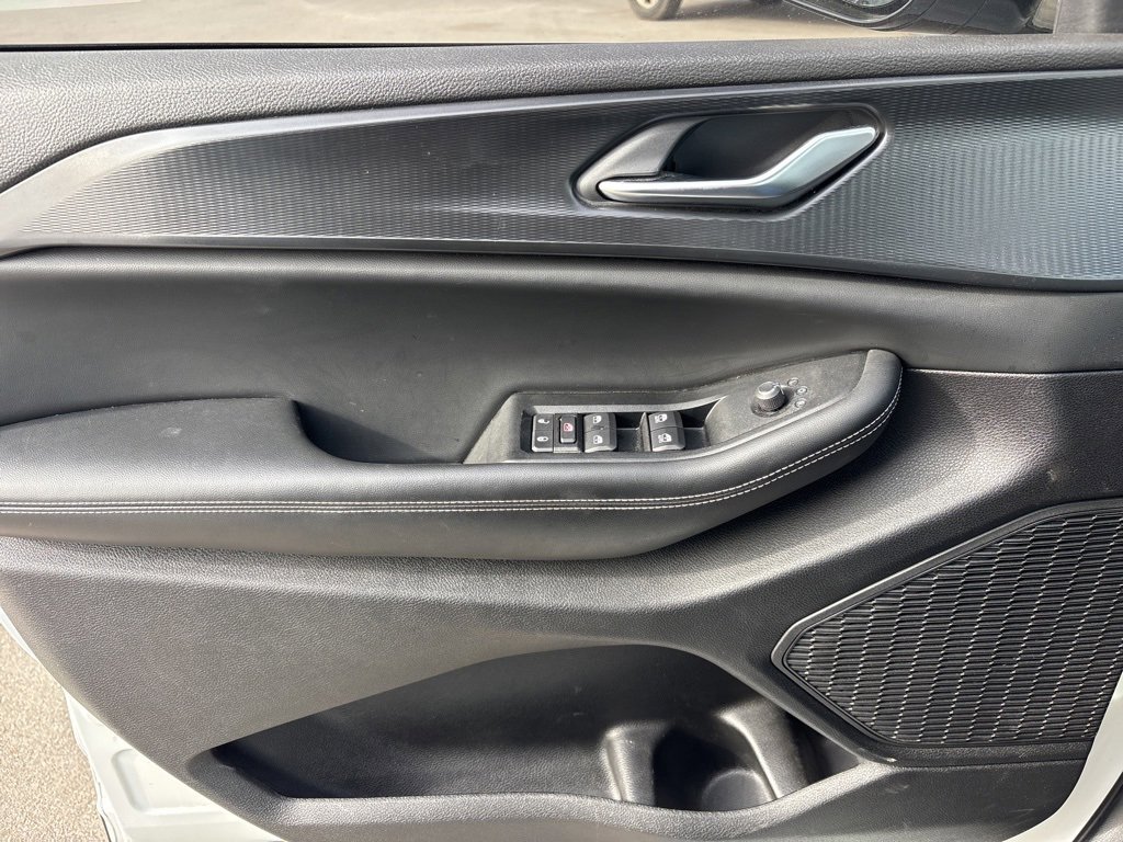 Used 2023 Jeep Grand Cherokee L Altitude image 20