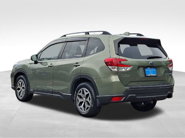 Used 2021 Subaru Forester Premium AWD/4WD image 4