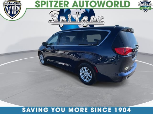 Used 2017 Chrysler Pacifica LX image 7