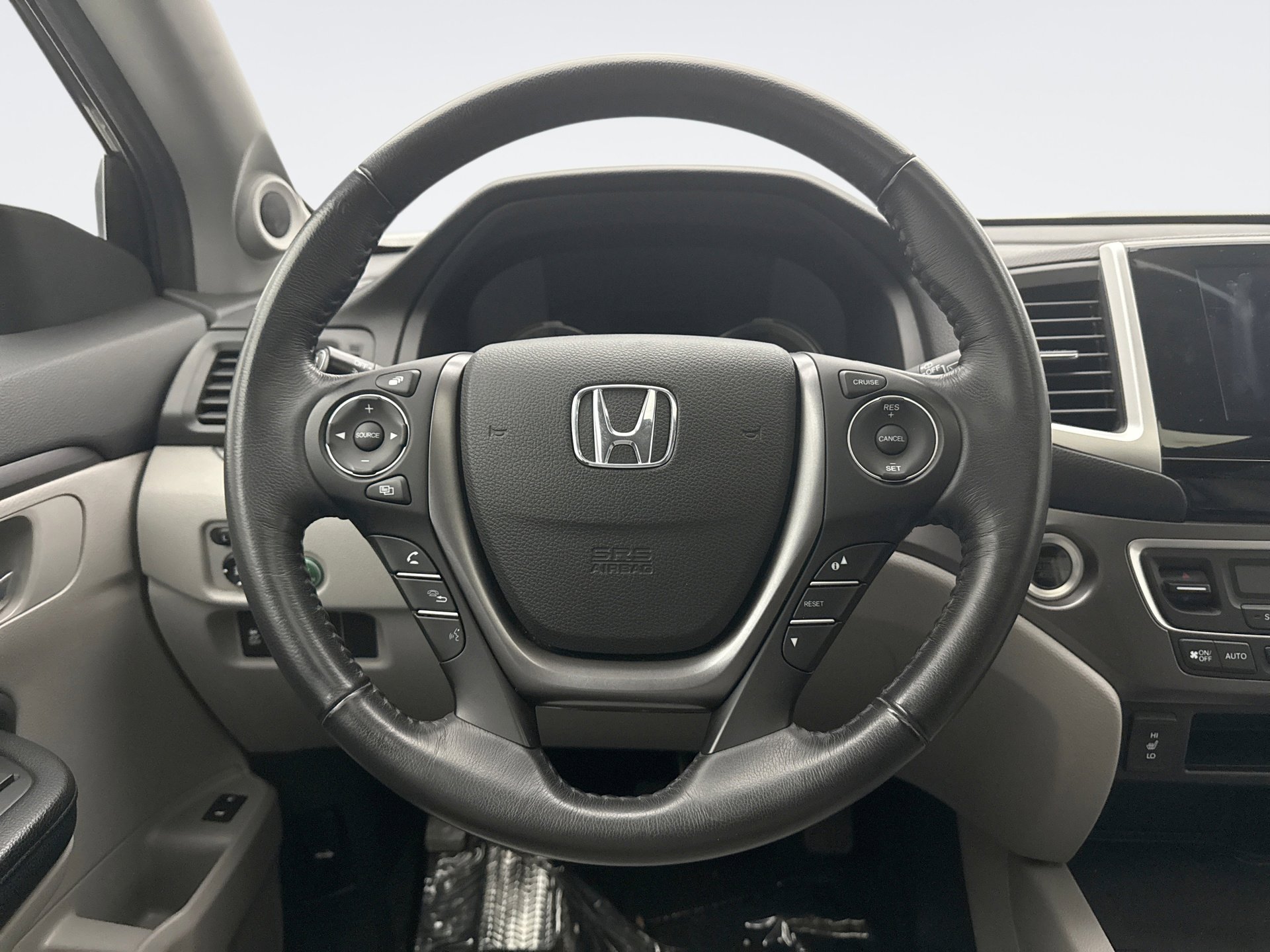 Used 2017 Honda Pilot EX-L image 12