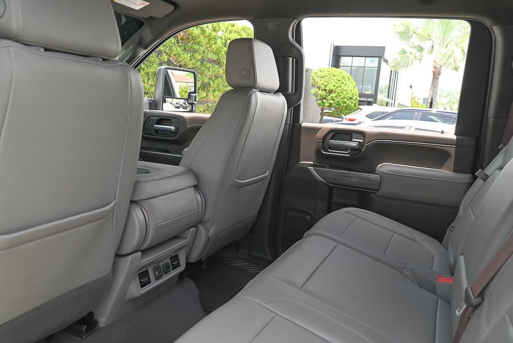 Used 2021 Chevrolet Silverado 3500 LTZ AWD/4WD image 11