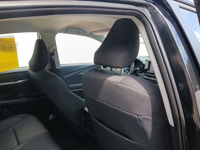 Used 2025 Toyota Camry LE image 15