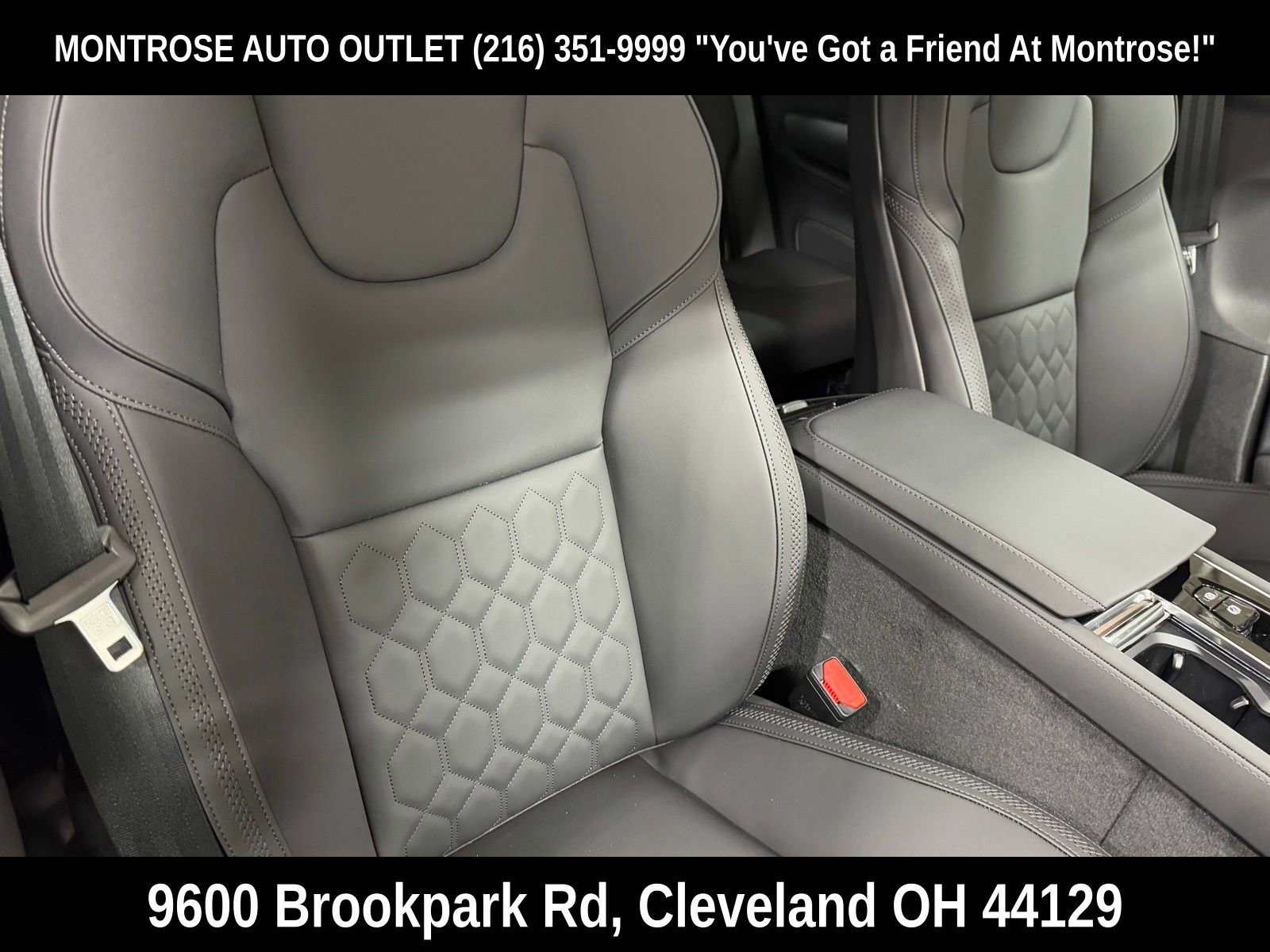New 2026 Volvo XC90 B6 Plus w/ Protection Package Premier AWD/4WD image 50