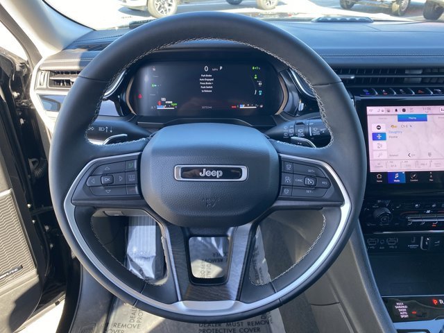 Used 2022 Jeep Grand Cherokee Limited 4xe w/ Luxury Tech Group II image 41