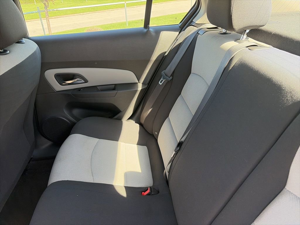 Used 2016 Chevrolet Cruze LS FWD image 35